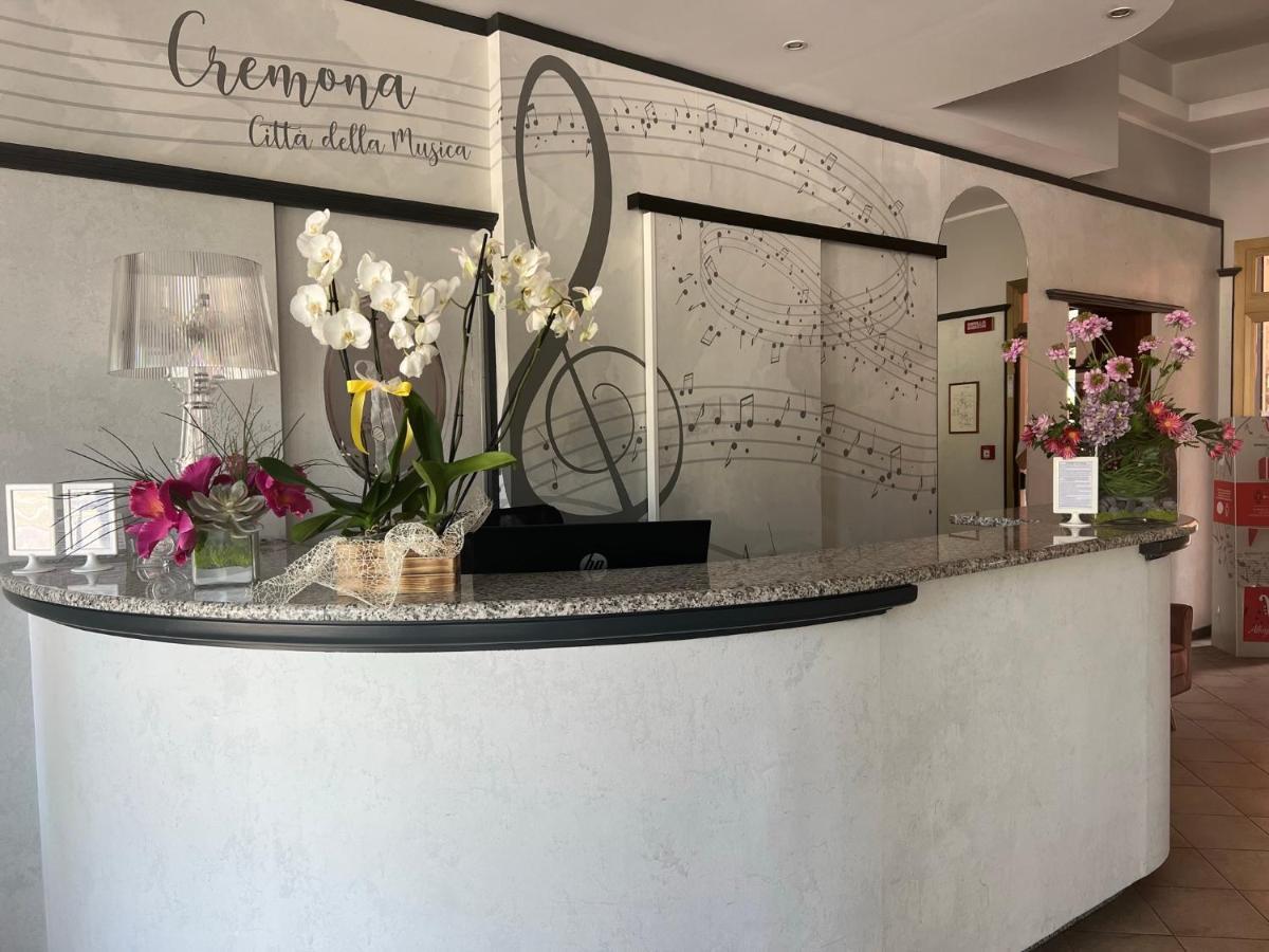 Albergo Visconti Cremona Zewnętrze zdjęcie