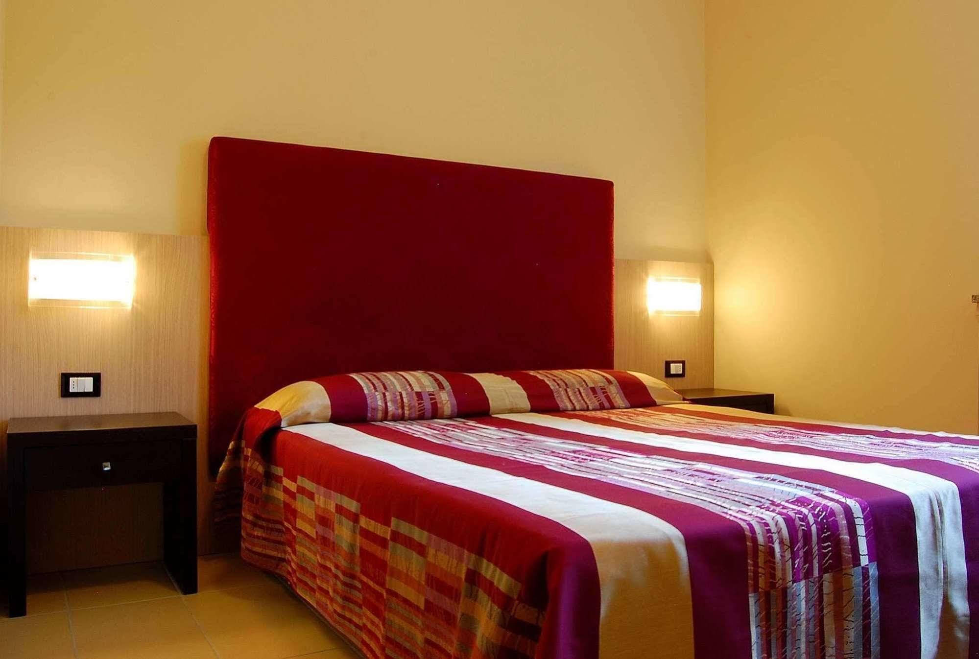 Albergo Visconti Cremona Zewnętrze zdjęcie